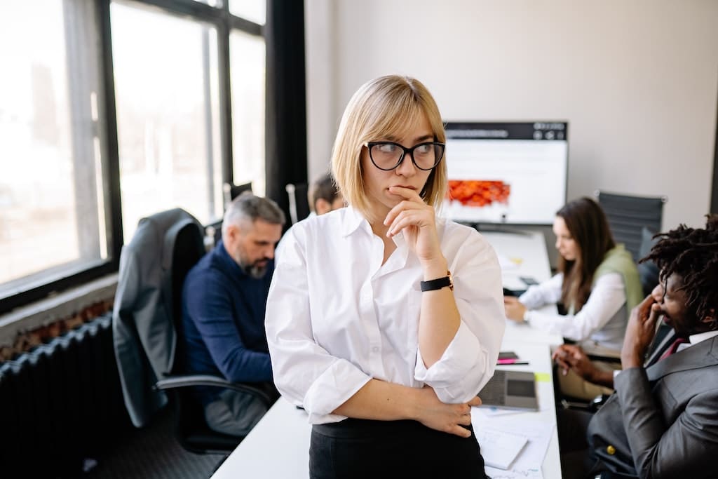 great referrals sales cycle networking professional community weandco we&co leads referral