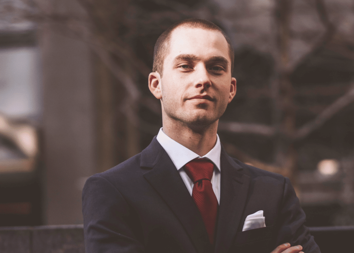 networking for introverts introverted strengths sales selling we&co networking groups huddle huddles weandco